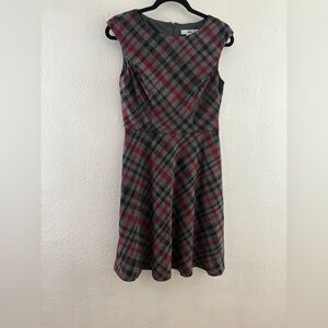 Wisp sleeveless Plaid Dress size 6